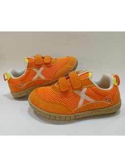 Munich baby KODA naranja deportiva respetuosa para niño